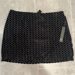 NWT House of Harlow Black Mini Skirt